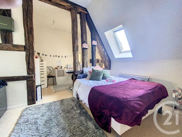 Appartement F3 à louer - 3 pièces - 69.27 m2 - CRISENOY - 77 - ILE-DE-FRANCE - Century 21 Domaine Du Parc