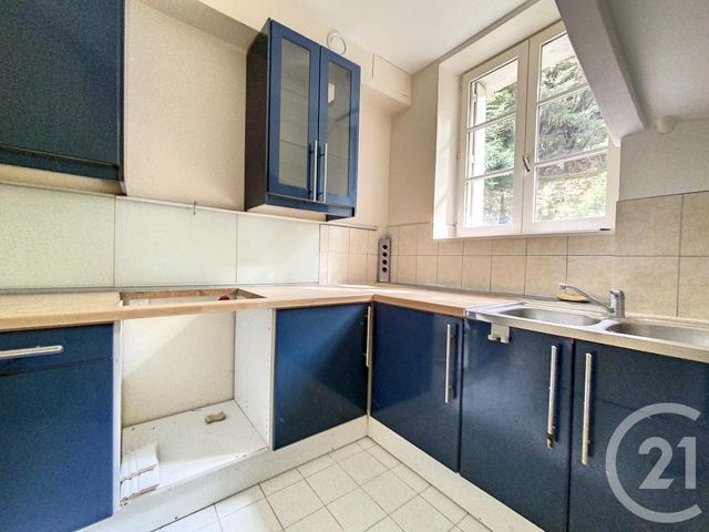 Appartement F3 à louer - 3 pièces - 52.28 m2 - MELUN - 77 - ILE-DE-FRANCE - Century 21 Domaine Du Parc