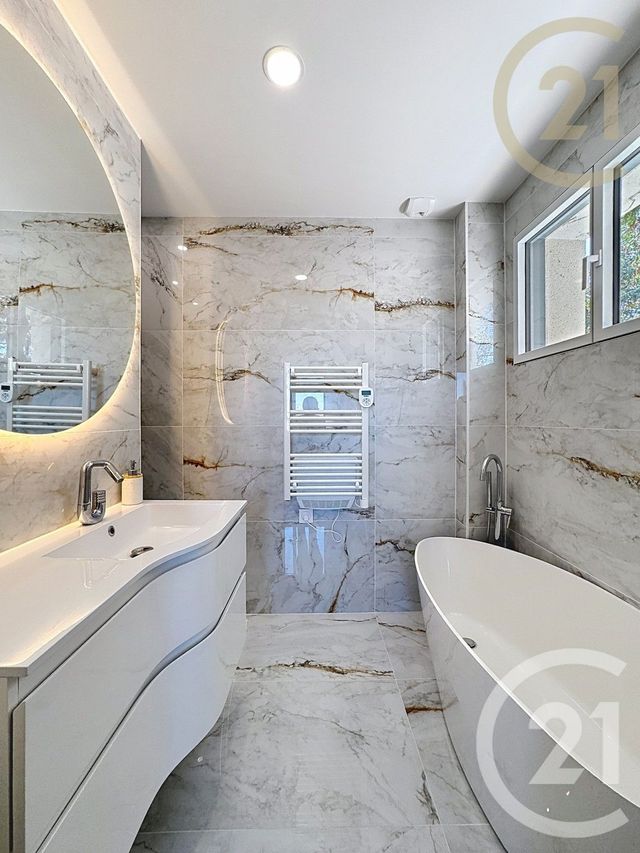 maison à vendre - 8 pièces - 193.0 m2 - BARBIZON - 77 - ILE-DE-FRANCE - Century 21 Domaine Du Parc