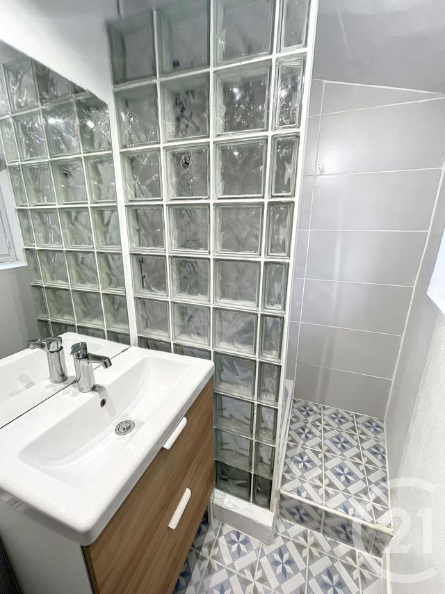 Appartement F2 à louer - 2 pièces - 39.04 m2 - MELUN - 77 - ILE-DE-FRANCE - Century 21 Domaine Du Parc