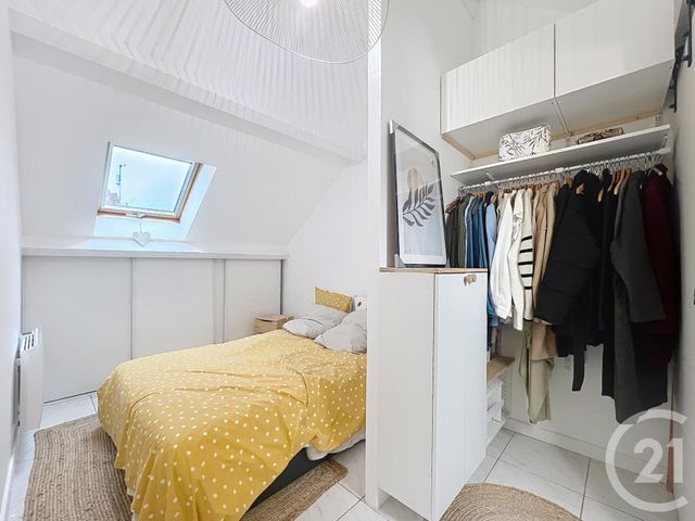 Appartement Duplex à louer - 2 pièces - 28.41 m2 - PRINGY - 77 - ILE-DE-FRANCE - Century 21 Domaine Du Parc