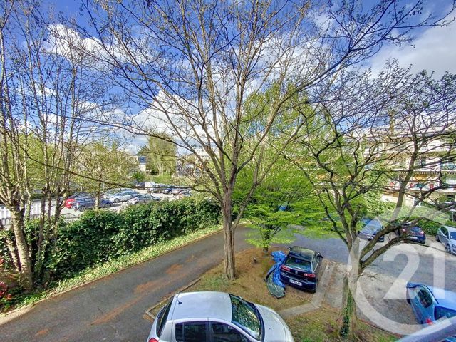 Appartement F1 à louer - 1 pièce - 31.73 m2 - MELUN - 77 - ILE-DE-FRANCE - Century 21 Domaine Du Parc