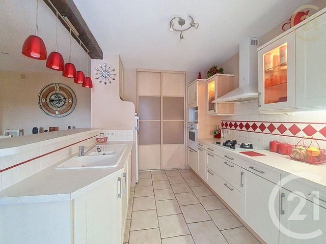 maison à vendre - 8 pièces - 167.0 m2 - ST SAUVEUR SUR ECOLE - 77 - ILE-DE-FRANCE - Century 21 Domaine Du Parc