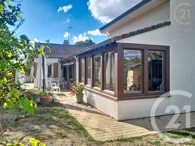 maison à vendre - 8 pièces - 167.0 m2 - ST SAUVEUR SUR ECOLE - 77 - ILE-DE-FRANCE - Century 21 Domaine Du Parc