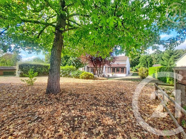 maison à vendre - 8 pièces - 167.0 m2 - ST SAUVEUR SUR ECOLE - 77 - ILE-DE-FRANCE - Century 21 Domaine Du Parc