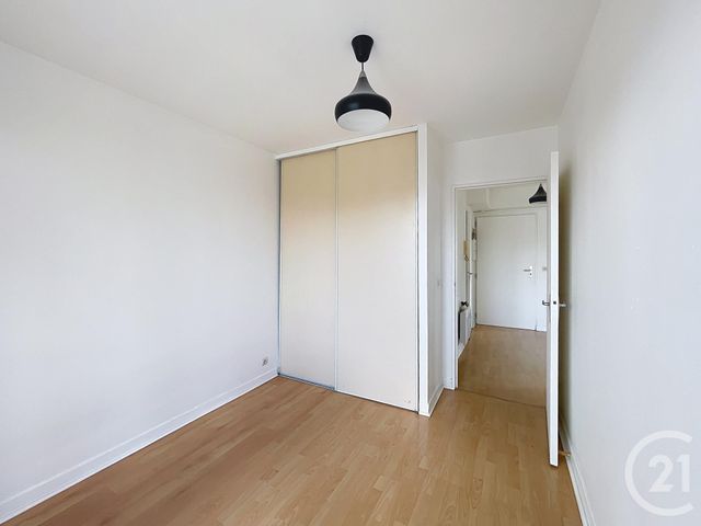 Appartement F2 à louer - 2 pièces - 43.67 m2 - MELUN - 77 - ILE-DE-FRANCE - Century 21 Domaine Du Parc