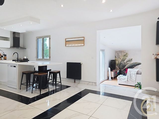 maison à vendre - 6 pièces - 131.78 m2 - ST FARGEAU PONTHIERRY - 77 - ILE-DE-FRANCE - Century 21 Domaine Du Parc