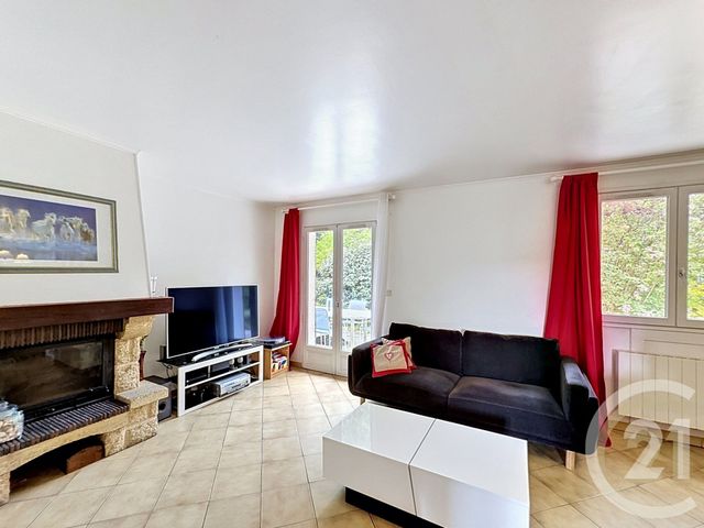 maison à vendre - 8 pièces - 127.45 m2 - PRINGY - 77 - ILE-DE-FRANCE - Century 21 Domaine Du Parc